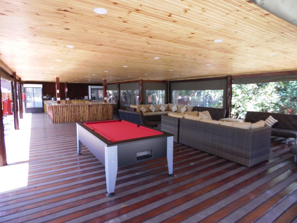 Urban Glamping Tranquil International Backpacking Village Saint Lucia Estuary エクステリア 写真
