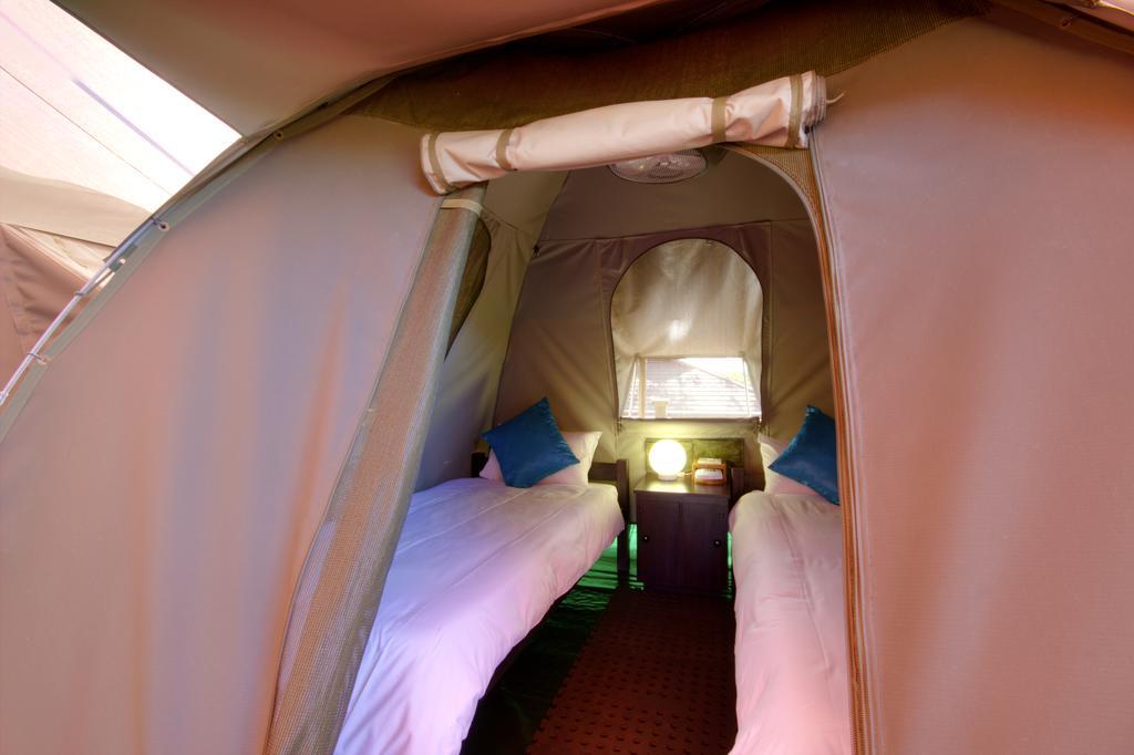 Urban Glamping Tranquil International Backpacking Village Saint Lucia Estuary エクステリア 写真